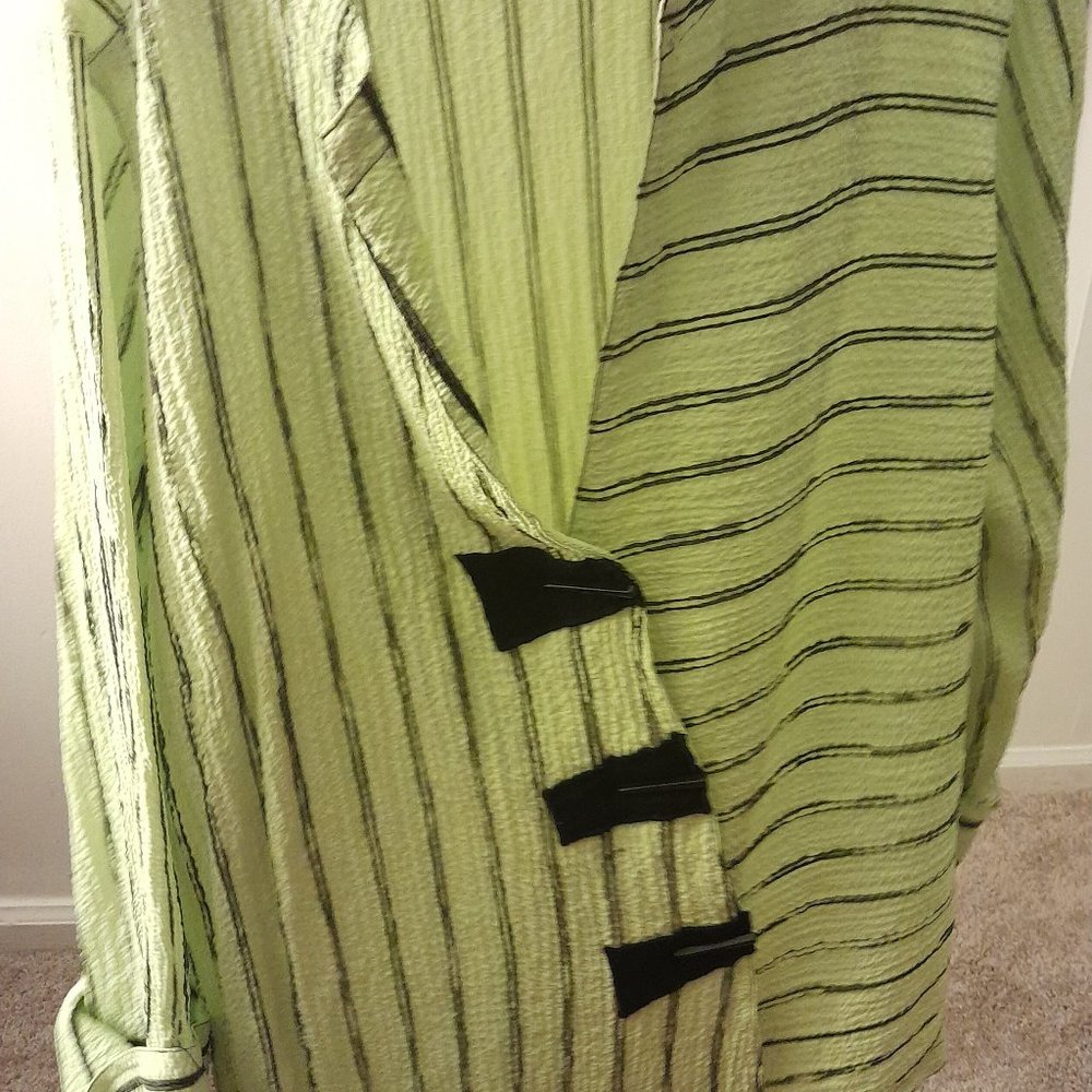 WOMANS BLOUSE PLUS 3X LIME GREEN & BLACK GOURGEOUS BLOUSE